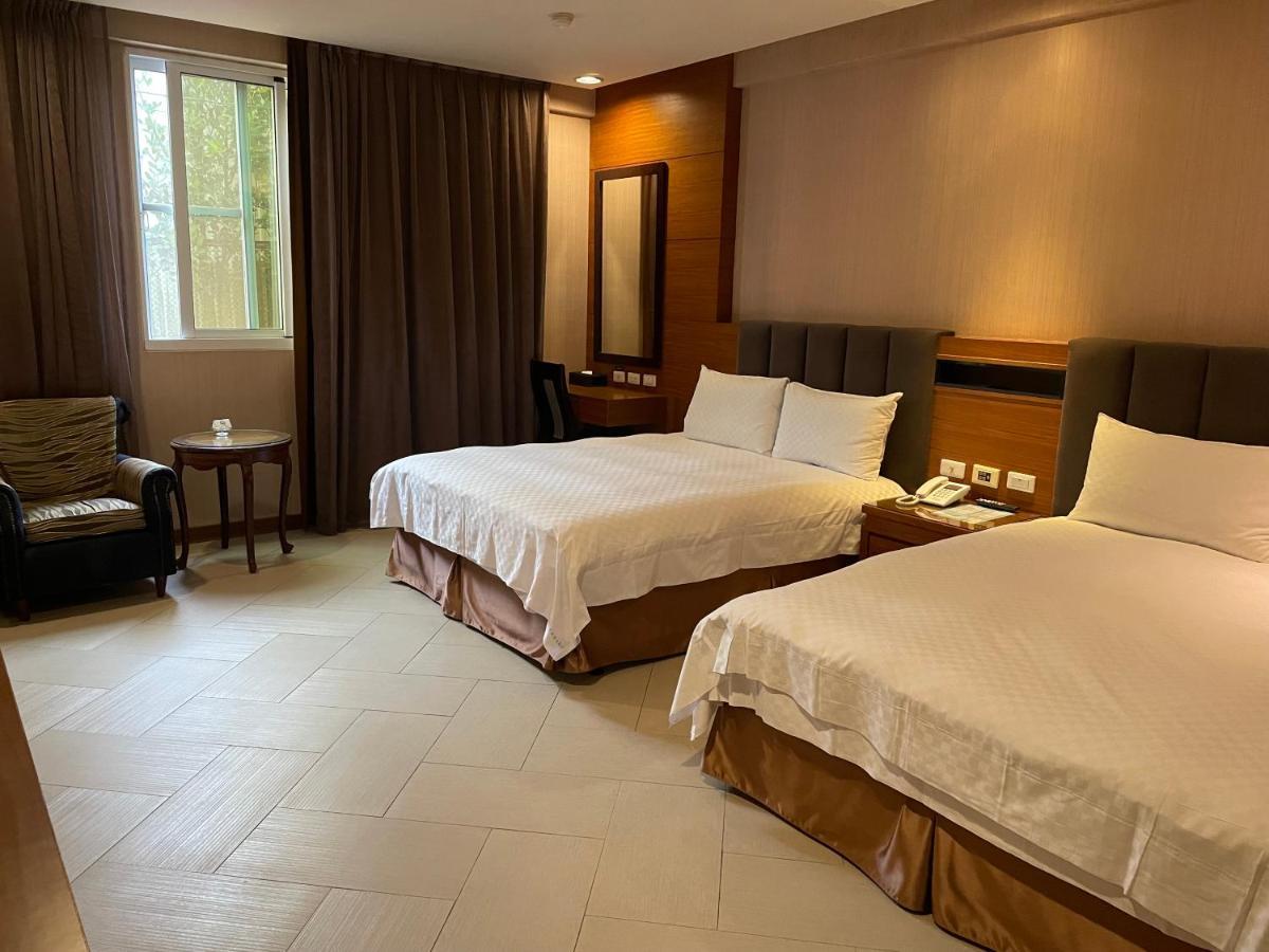 Chia Shih Pao Hotel Taibao Екстер'єр фото