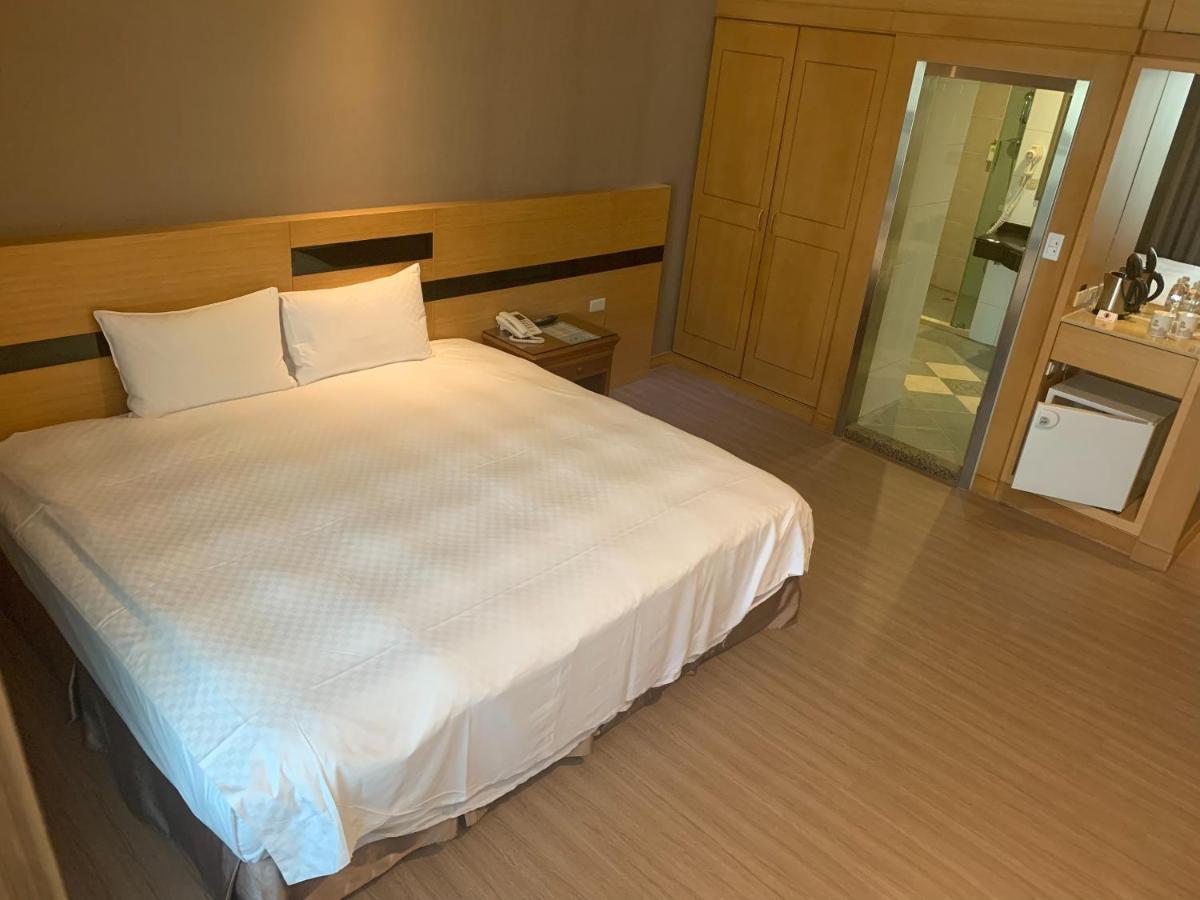 Chia Shih Pao Hotel Taibao Екстер'єр фото