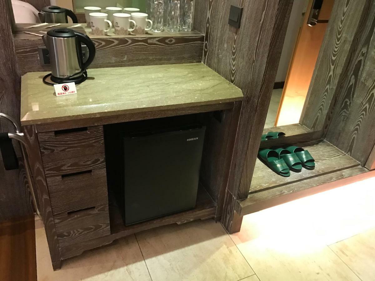 Chia Shih Pao Hotel Taibao Екстер'єр фото